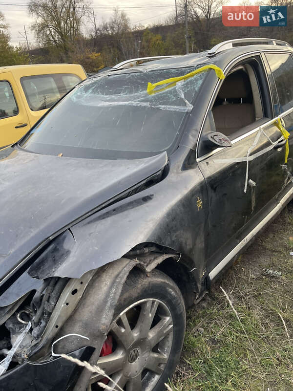 Позашляховик / Кросовер Volkswagen Touareg 2008 в Києві