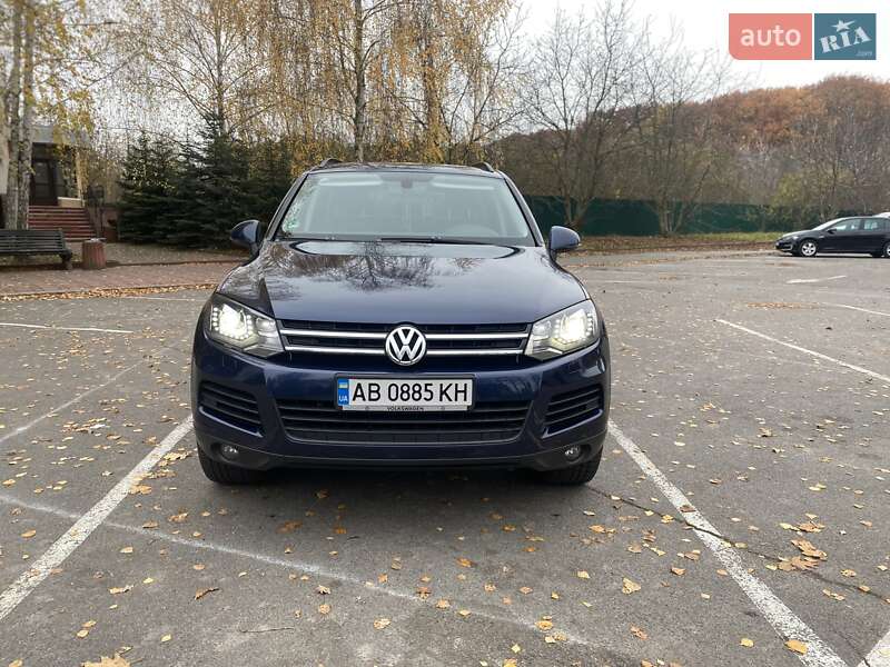Позашляховик / Кросовер Volkswagen Touareg 2013 в Вінниці