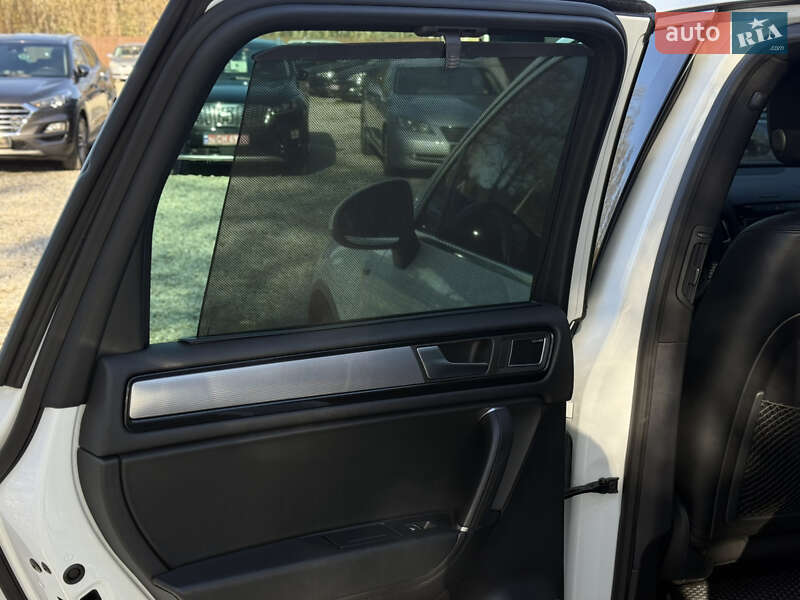 Внедорожник / Кроссовер Volkswagen Touareg 2013 в Ивано-Франковске фото 21 Внедорожник / Кроссовер Volkswagen Touareg 2013 в Ивано-Франковске