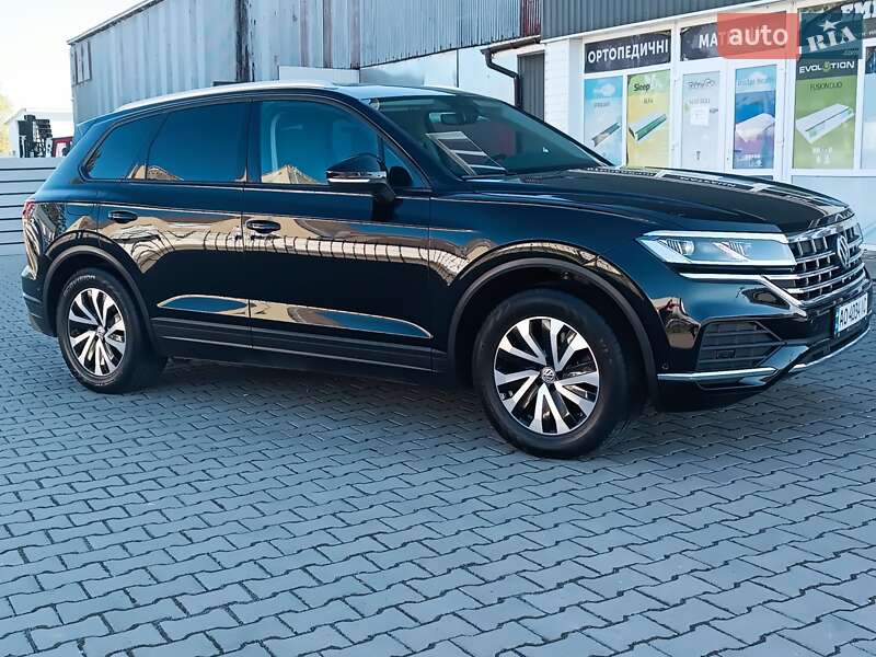Позашляховик / Кросовер Volkswagen Touareg 2019 в Хусті фото 19 Позашляховик / Кросовер Volkswagen Touareg 2019 в Хусті