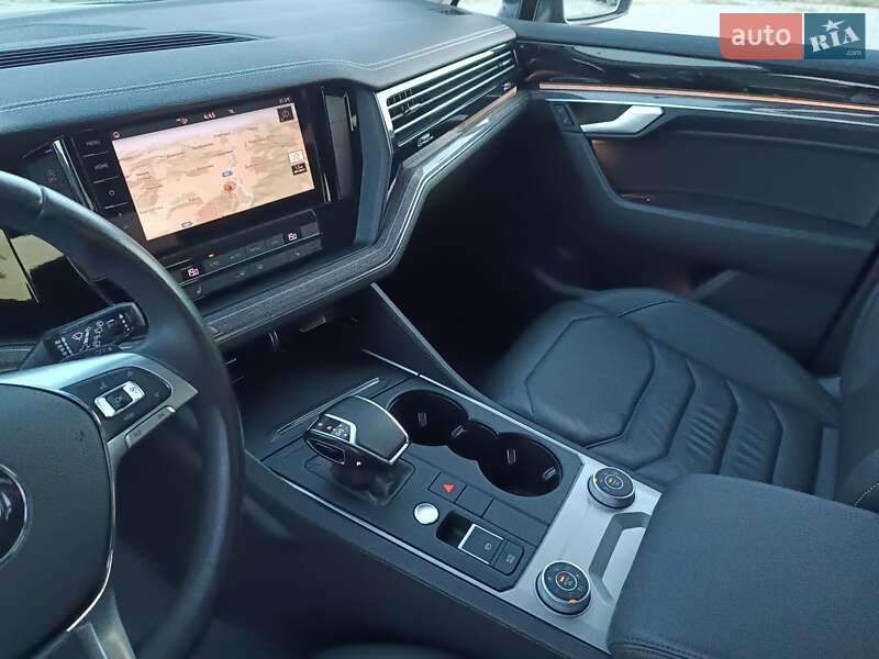 Позашляховик / Кросовер Volkswagen Touareg 2019 в Хусті фото 50 Позашляховик / Кросовер Volkswagen Touareg 2019 в Хусті
