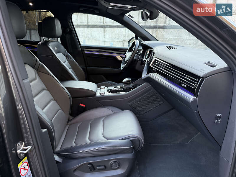 Внедорожник / Кроссовер Volkswagen Touareg 2021 в Ровно фото 35 Внедорожник / Кроссовер Volkswagen Touareg 2021 в Ровно