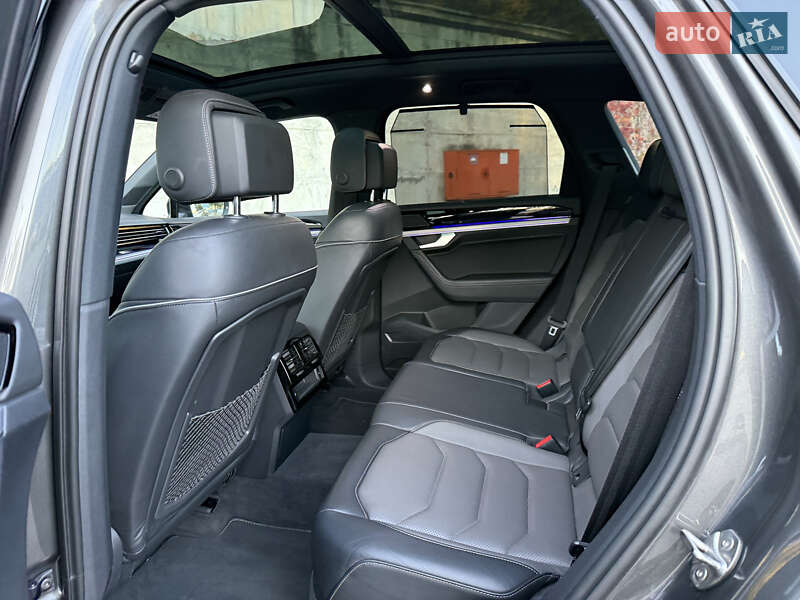 Внедорожник / Кроссовер Volkswagen Touareg 2021 в Ровно фото 66 Внедорожник / Кроссовер Volkswagen Touareg 2021 в Ровно