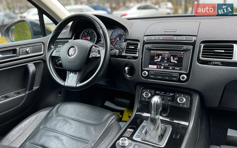 Внедорожник / Кроссовер Volkswagen Touareg 2017 в Львове фото 20 Внедорожник / Кроссовер Volkswagen Touareg 2017 в Львове