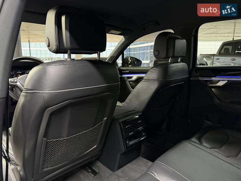 Внедорожник / Кроссовер Volkswagen Touareg 2018 в Одессе фото 23 Внедорожник / Кроссовер Volkswagen Touareg 2018 в Одессе