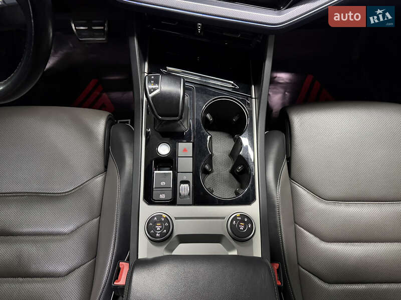 Внедорожник / Кроссовер Volkswagen Touareg 2018 в Одессе фото 28 Внедорожник / Кроссовер Volkswagen Touareg 2018 в Одессе