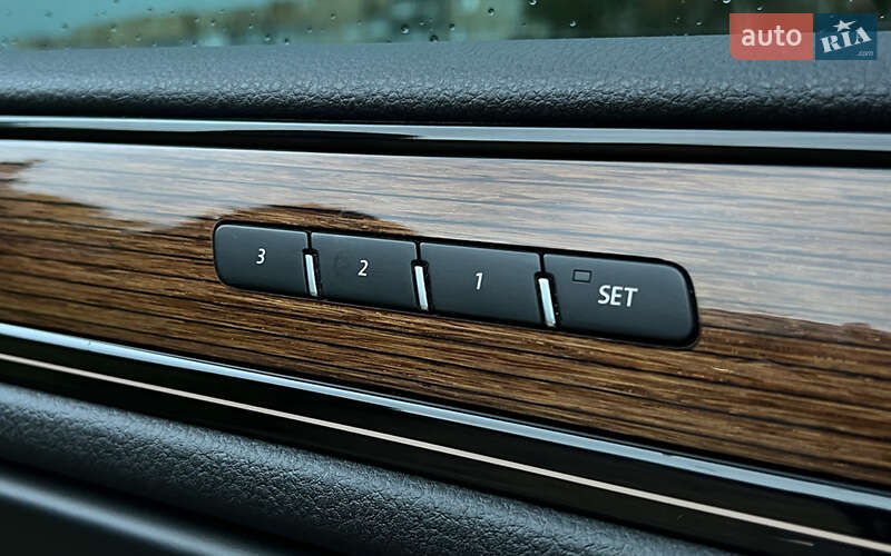 Внедорожник / Кроссовер Volkswagen Touareg 2018 в Львове