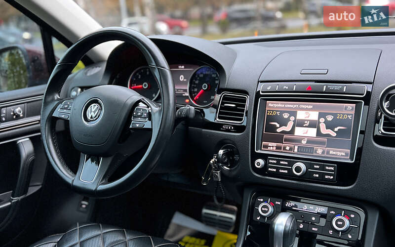 Внедорожник / Кроссовер Volkswagen Touareg 2018 в Львове