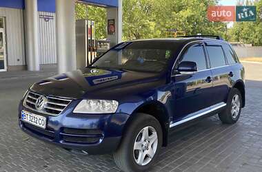 Внедорожник / Кроссовер Volkswagen Touareg 2005 в Николаеве