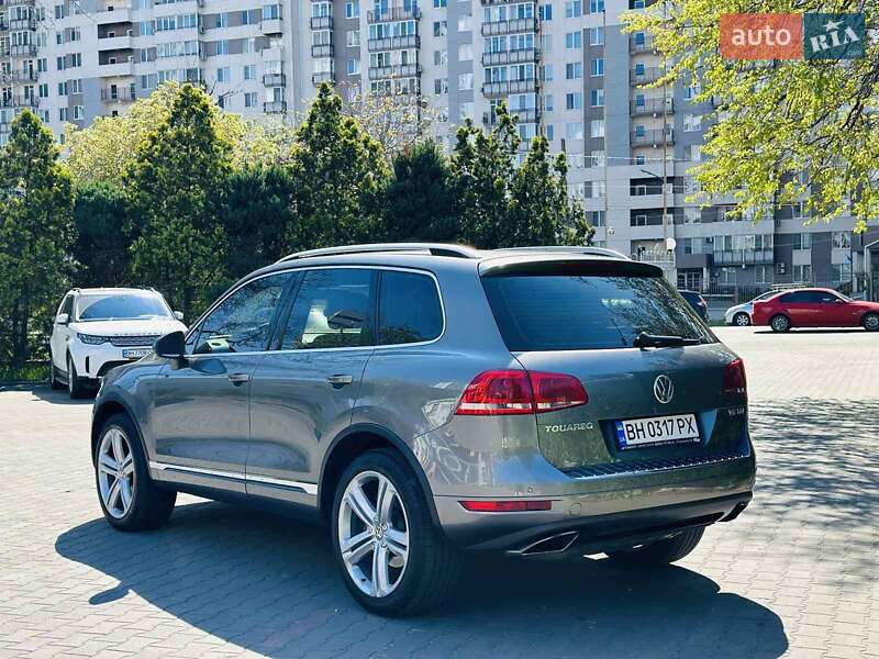 Внедорожник / Кроссовер Volkswagen Touareg 2012 в Авангарде фото 3 Внедорожник / Кроссовер Volkswagen Touareg 2012 в Авангарде