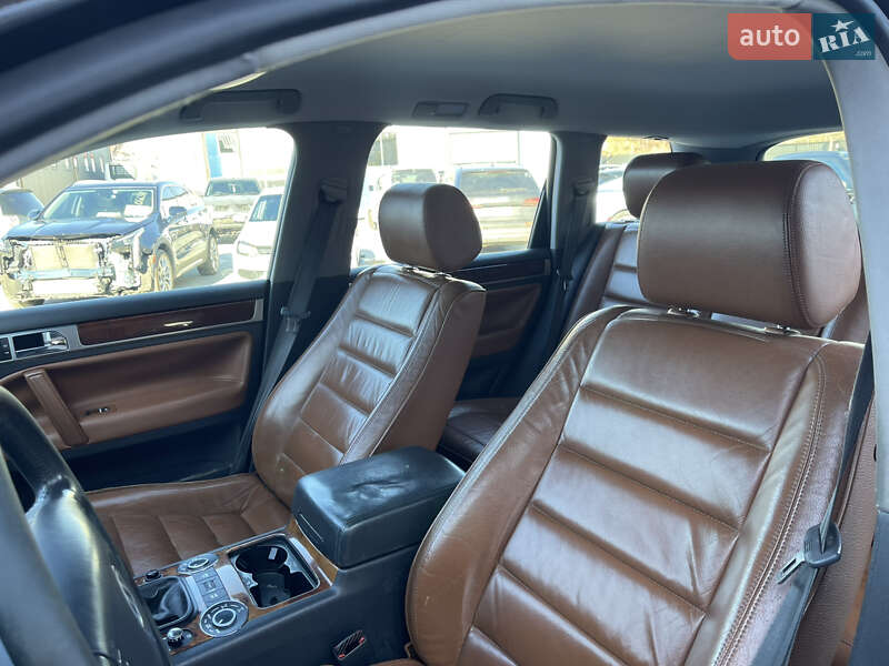 Внедорожник / Кроссовер Volkswagen Touareg 2004 в Львове фото 22 Внедорожник / Кроссовер Volkswagen Touareg 2004 в Львове