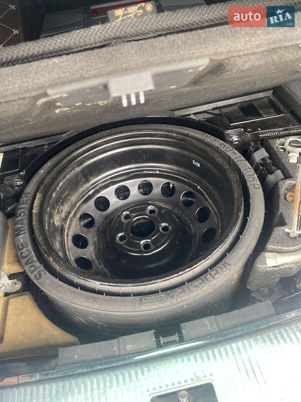 Позашляховик / Кросовер Volkswagen Touareg 2008 в Краснограді