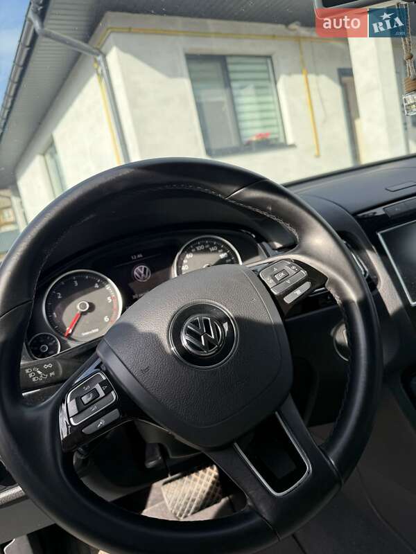Позашляховик / Кросовер Volkswagen Touareg 2014 в Хмельницькому фото 34 Позашляховик / Кросовер Volkswagen Touareg 2014 в Хмельницькому