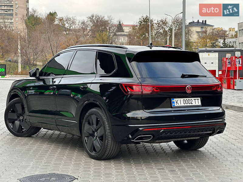Внедорожник / Кроссовер Volkswagen Touareg 2024 в Днепре