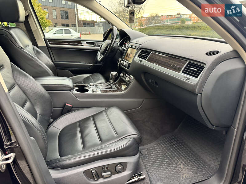 Внедорожник / Кроссовер Volkswagen Touareg 2015 в Умани фото 28 Внедорожник / Кроссовер Volkswagen Touareg 2015 в Умани