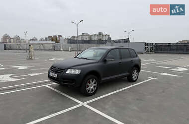 Позашляховик / Кросовер Volkswagen Touareg 2004 в Києві