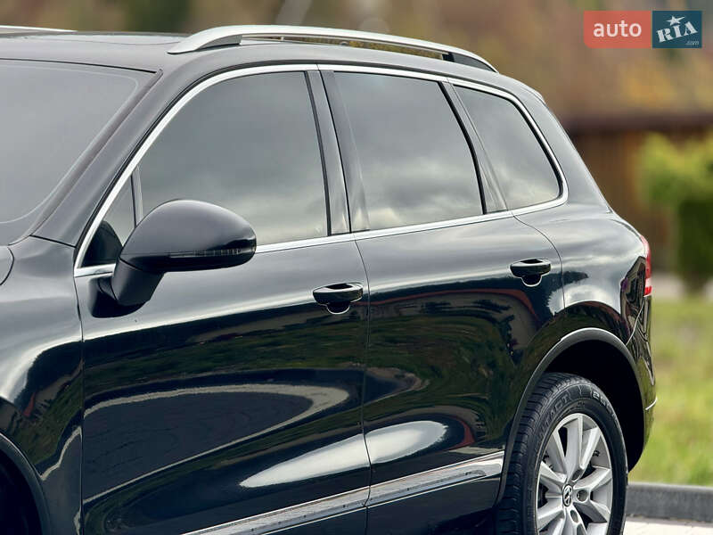 Внедорожник / Кроссовер Volkswagen Touareg 2012 в Межгорье