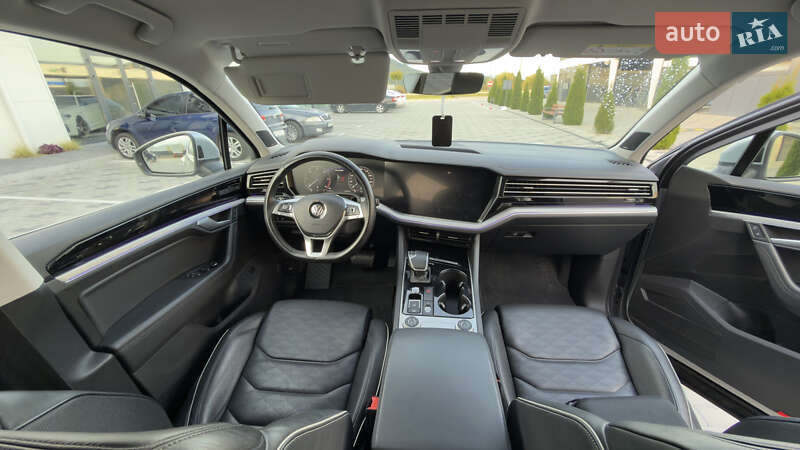 Позашляховик / Кросовер Volkswagen Touareg 2019 в Хусті фото 26 Позашляховик / Кросовер Volkswagen Touareg 2019 в Хусті