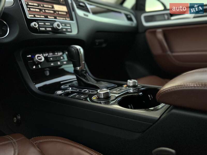 Внедорожник / Кроссовер Volkswagen Touareg 2017 в Мукачево фото 35 Внедорожник / Кроссовер Volkswagen Touareg 2017 в Мукачево