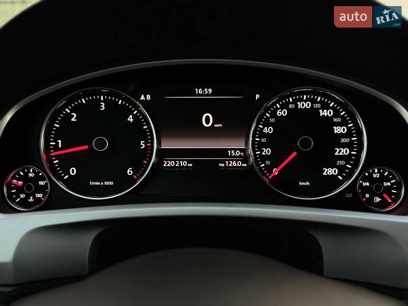 Внедорожник / Кроссовер Volkswagen Touareg 2017 в Мукачево фото 37 Внедорожник / Кроссовер Volkswagen Touareg 2017 в Мукачево