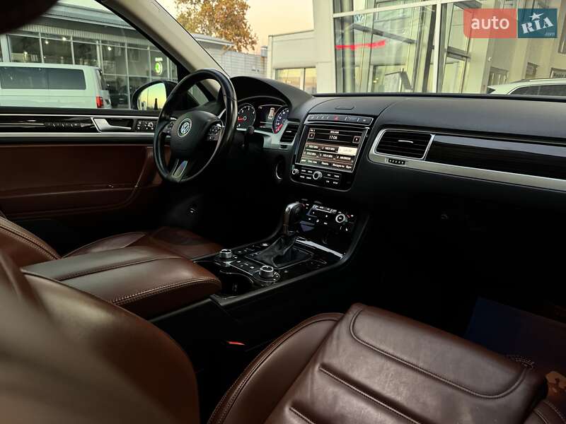 Внедорожник / Кроссовер Volkswagen Touareg 2017 в Мукачево фото 60 Внедорожник / Кроссовер Volkswagen Touareg 2017 в Мукачево