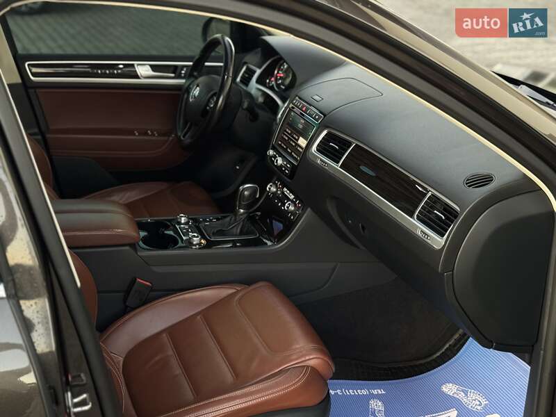 Внедорожник / Кроссовер Volkswagen Touareg 2017 в Мукачево фото 67 Внедорожник / Кроссовер Volkswagen Touareg 2017 в Мукачево