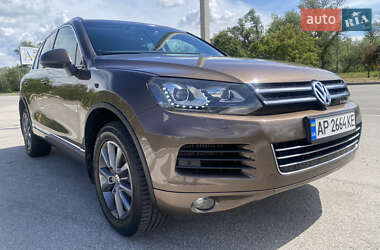 Внедорожник / Кроссовер Volkswagen Touareg 2013 в Запорожье