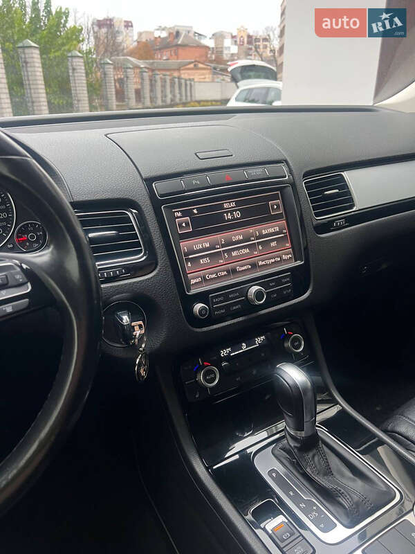 Внедорожник / Кроссовер Volkswagen Touareg 2016 в Черкассах фото 19 Внедорожник / Кроссовер Volkswagen Touareg 2016 в Черкассах