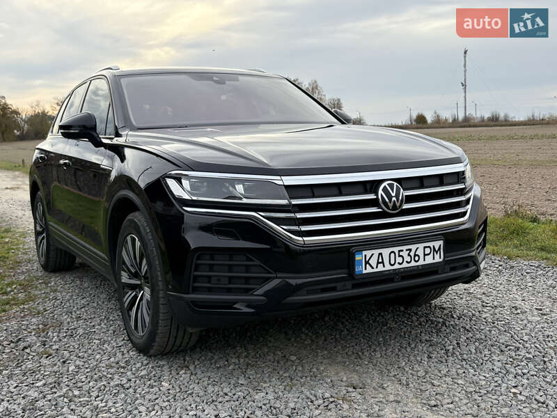 Внедорожник / Кроссовер Volkswagen Touareg 2021 в Луцке