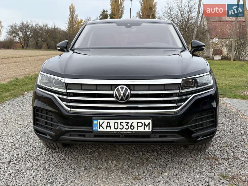 Внедорожник / Кроссовер Volkswagen Touareg 2021 в Луцке
