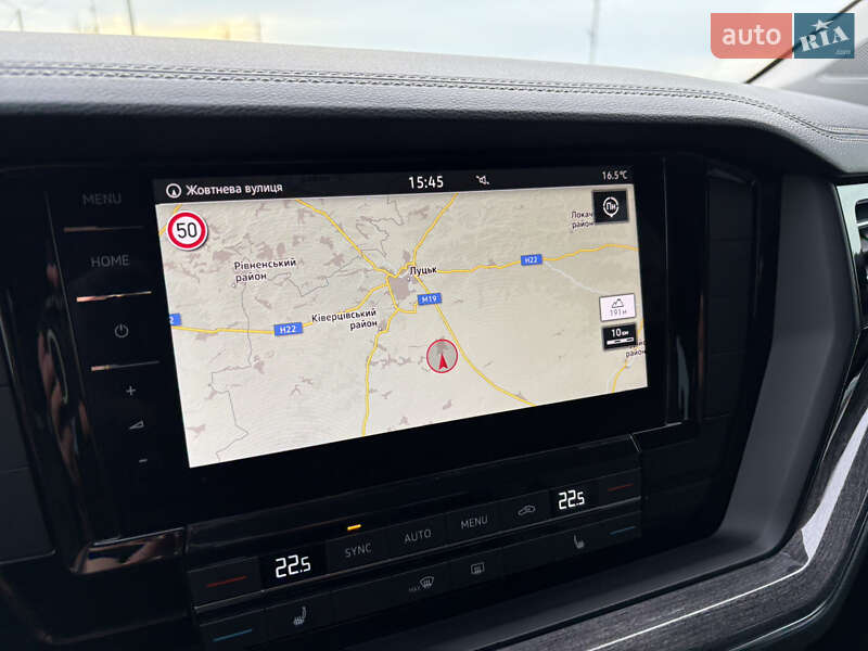 Внедорожник / Кроссовер Volkswagen Touareg 2021 в Луцке