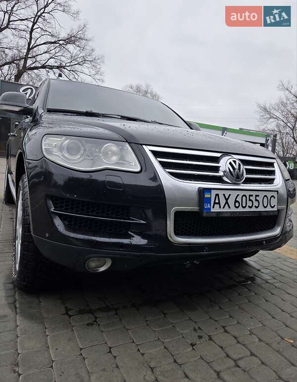 Внедорожник / Кроссовер Volkswagen Touareg 2007 в Харькове