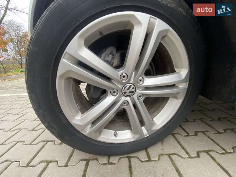 Позашляховик / Кросовер Volkswagen Touareg 2013 в Хмельницькому фото 42 Позашляховик / Кросовер Volkswagen Touareg 2013 в Хмельницькому