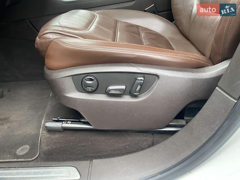 Позашляховик / Кросовер Volkswagen Touareg 2013 в Хмельницькому фото 45 Позашляховик / Кросовер Volkswagen Touareg 2013 в Хмельницькому