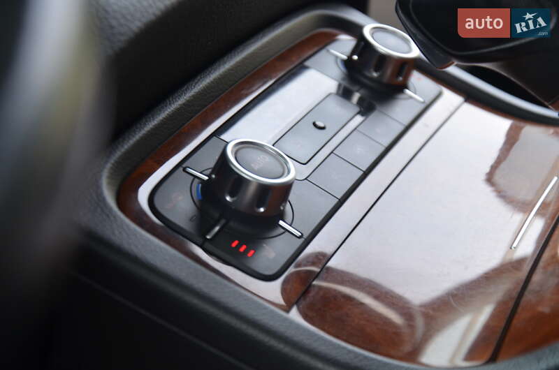 Внедорожник / Кроссовер Volkswagen Touareg 2012 в Дрогобыче фото 41 Внедорожник / Кроссовер Volkswagen Touareg 2012 в Дрогобыче