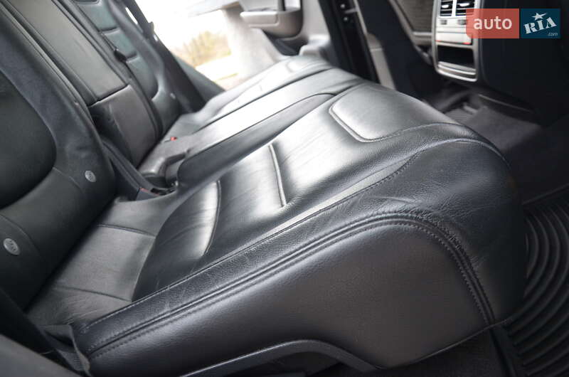 Внедорожник / Кроссовер Volkswagen Touareg 2012 в Дрогобыче фото 58 Внедорожник / Кроссовер Volkswagen Touareg 2012 в Дрогобыче