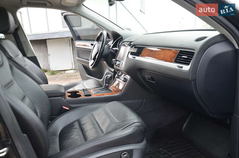 Внедорожник / Кроссовер Volkswagen Touareg 2012 в Дрогобыче фото 62 Внедорожник / Кроссовер Volkswagen Touareg 2012 в Дрогобыче