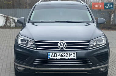 Позашляховик / Кросовер Volkswagen Touareg 2015 в Вінниці