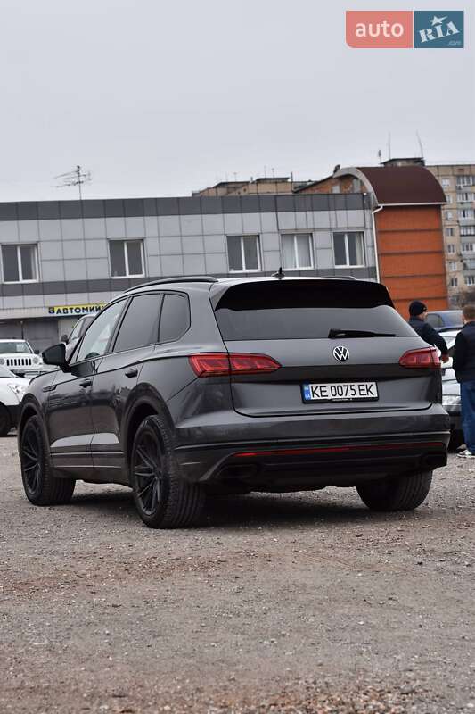 Внедорожник / Кроссовер Volkswagen Touareg 2020 в Кривом Роге