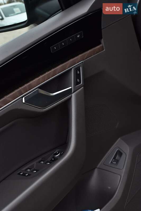 Внедорожник / Кроссовер Volkswagen Touareg 2020 в Кривом Роге