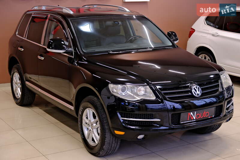Внедорожник / Кроссовер Volkswagen Touareg 2008 в Одессе