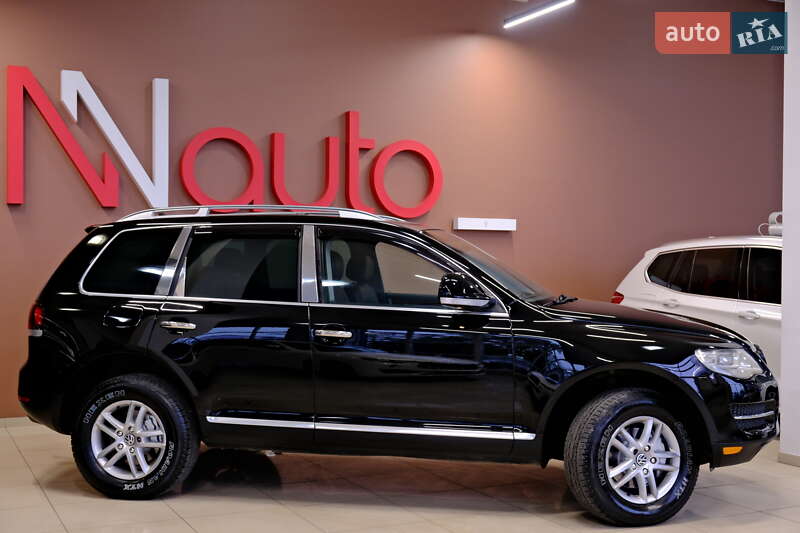 Внедорожник / Кроссовер Volkswagen Touareg 2008 в Одессе