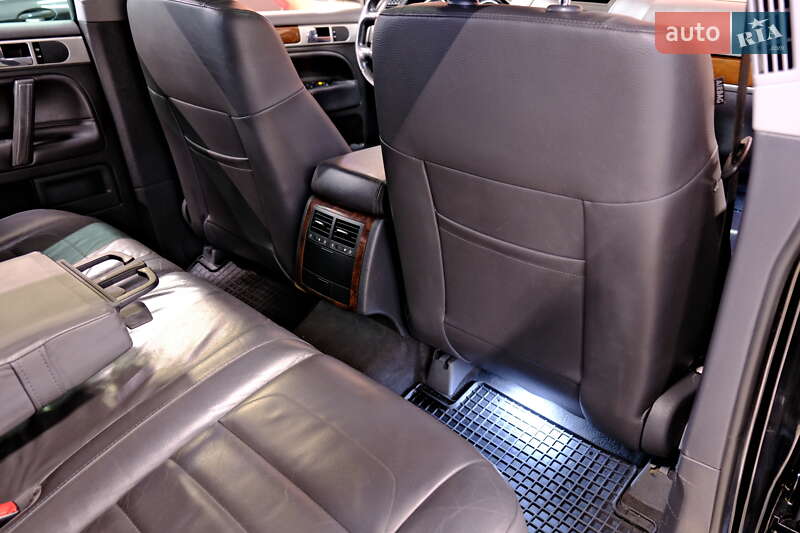 Внедорожник / Кроссовер Volkswagen Touareg 2008 в Одессе