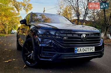 Позашляховик / Кросовер Volkswagen Touareg 2020 в Миколаєві