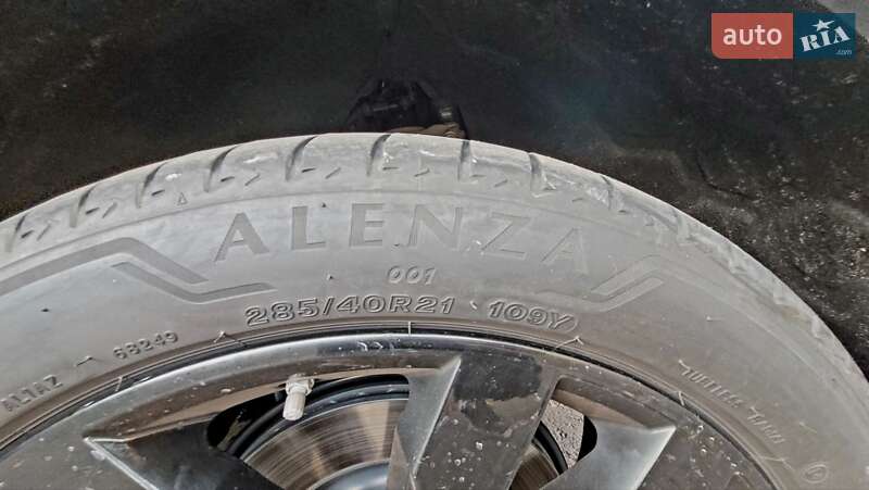 Внедорожник / Кроссовер Volkswagen Touareg 2020 в Николаеве