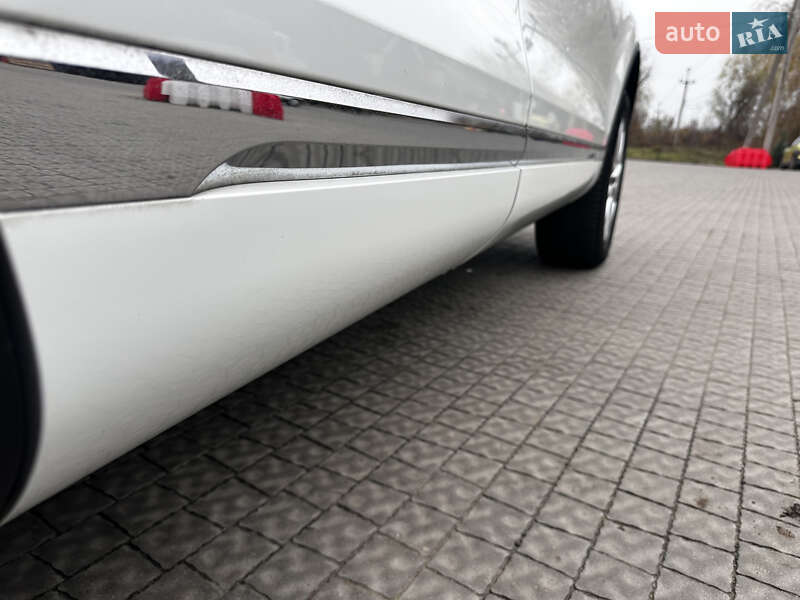 Позашляховик / Кросовер Volkswagen Touareg 2014 в Полтаві