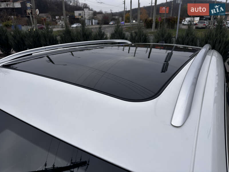 Позашляховик / Кросовер Volkswagen Touareg 2014 в Полтаві