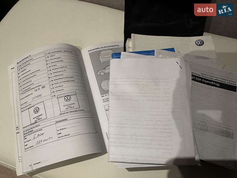 Позашляховик / Кросовер Volkswagen Touareg 2014 в Полтаві