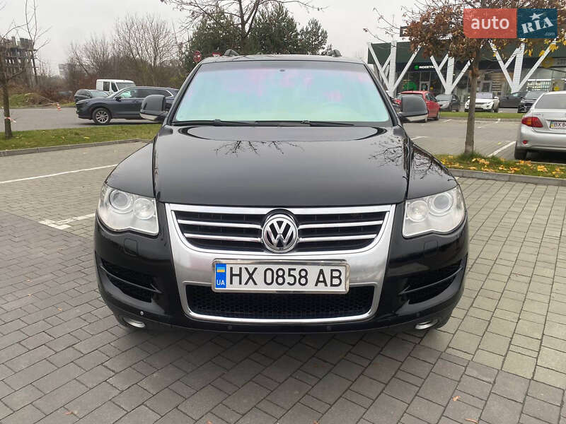 Позашляховик / Кросовер Volkswagen Touareg 2007 в Хмельницькому