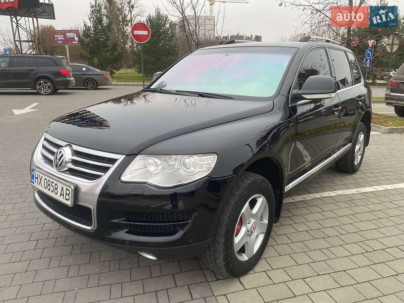 Позашляховик / Кросовер Volkswagen Touareg 2007 в Хмельницькому